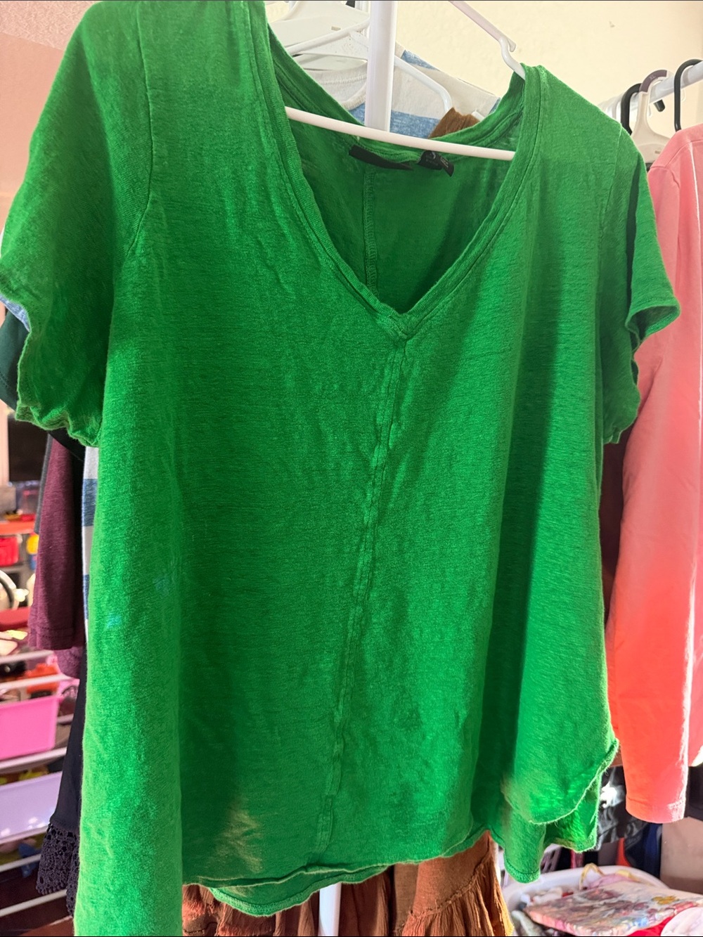 Tahari Bright Green V-Neck Short Sleeve Tunic